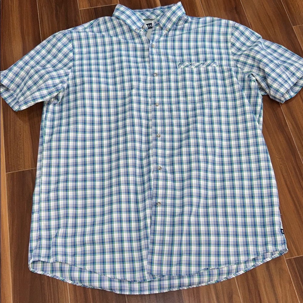 Xl Chaps Lightweight Button Down Collared Shirt P… - image 1